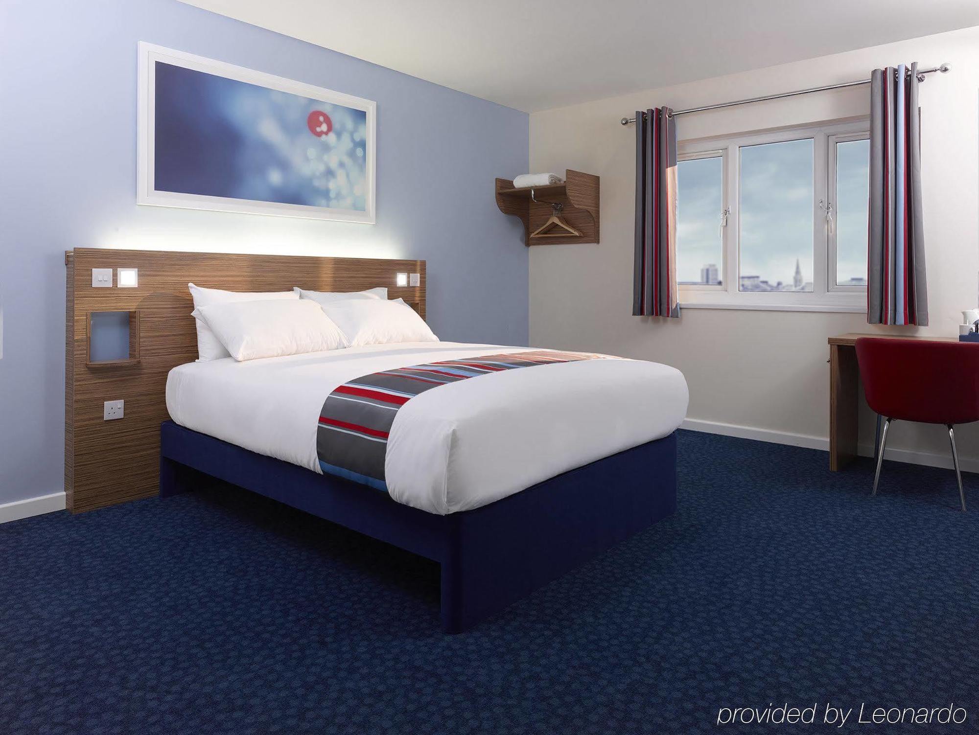 Travelodge Aberdeen Airport Bagian luar foto